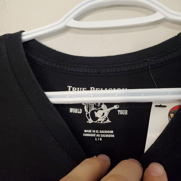 NOT FOR SALE Poshmark will Restrict Sellers Accounts If We Delete Too Many Items - Picture 5 of 5